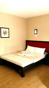 Asiatel Hotel, Sta. Rosa, Laguna - Chambre