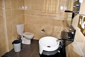 Eusbett Hotel - Bathroom