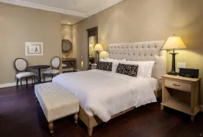 Bastión Luxury Hotel - Chambre