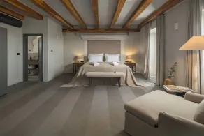 San Tomasini Heritage Hotel - Room