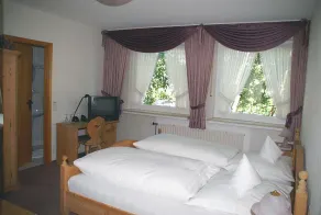 Hotel Restaurant Bieberstuben - Zimmer