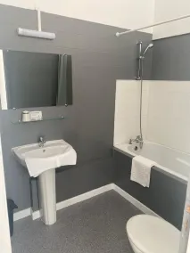 Hôtel du Centre - Bathroom