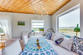 Walk to the Beach: Pet-friendly Gem in Biddeford! - Interiör