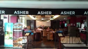 D Arcici Hotel Cempaka Putih - Restaurant