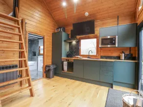 Squirrel's Nest - Room