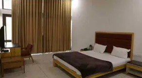 Bansari Greens Resort - Chambre