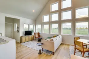 Kalispell Mountain Getaway w/ Hot Tub & Fire Pit! - Innenbereich