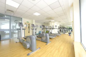 New Central Woking 1 and 2 Bedroom Apartments with Free Gym, close to Train Station - Salle de remise en forme