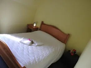 AUX GLOBE-TROTTERS - Room