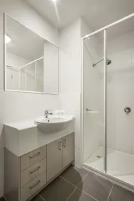 Quest Ipswich - Bathroom