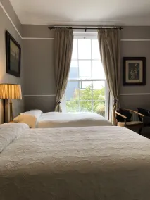 Harveys Guest House - Chambre