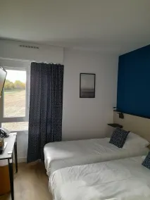 Hôtel Le Riccoty - Værelse