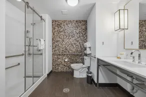 Kozy Hotel Houston North - Salle de bain