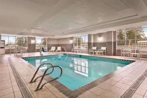 Country Inn & Suites by Radisson, Petersburg, VA - Pool
