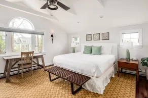 Martin Hill Inn - Room