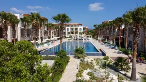 SUNDANCE SUITES HOTEL - Piscina