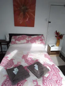 MyRoomz Seaview Hotel - Rom