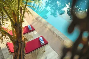 Ranbanka Palace - Pool