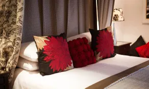 Royal Seven Stars Hotel - Room