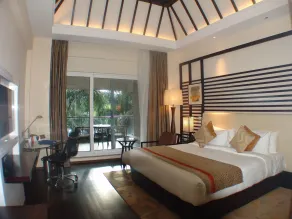 Radisson Blu Plaza Resort & Convention Centre Karjat - Room