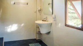 Rommai Villa Chiang Rai - Bathroom