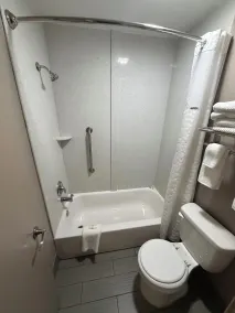 Quality Inn - Salle de bain