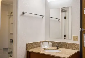 Motel 6-Prospect Heights, IL - Bathroom
