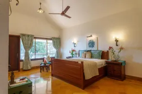 Amã Stays & Trails Whispering Heights, Pawna Lake, Lonavala - Chambre