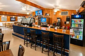 Rocky Mount Motel near Hwy 220 - Restaurang