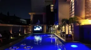 The Hierarchy Hotel - Pool