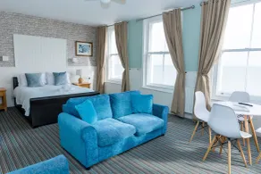 The Clarendon Hotel - Room