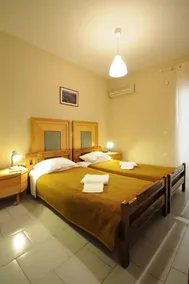 Manias Apartments - Chambre