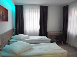Pension Villa Colosseo im Herzen von Meiningen - Camera
