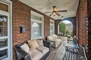 1 Mi to Reading Pagoda: Cozy Apt w/ Patio Access! - Interiör