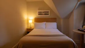 The Tarbet Hotel - Habitación