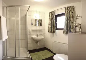 Gasthof Restaurant Waldcafé - Badezimmer