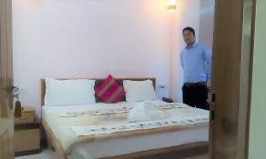 Hotel Ganesha Inn Ganga View - Room