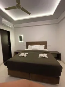 Hotel Kiwi Inn Vijaynagar Scheme 78 - Room