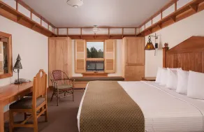 Old Faithful Snow Lodge & Cabins - Inside the Park - Chambre