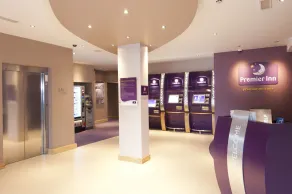 Premier Inn Rochester - Reception