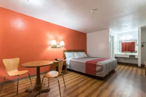 Motel 6-Attalla, AL - Zimmer