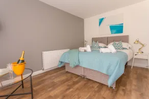 Modern Bright 1-2 Bed Apartments Oxford, with Free Parking ,OX4 Near BMW Science Park & Hospitals - Rum