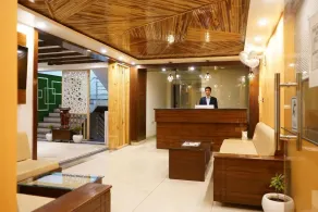 Hotel Doon's Pride - Hall