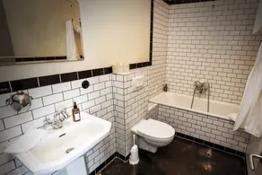 KEX Reykjavík - Bathroom