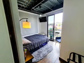 R07 Habitación Equipada STV WIFI Parking - Quarto