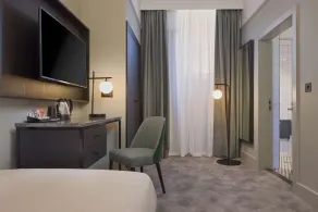 DoubleTree by Hilton Brighton Metropole - Room