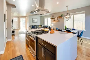 Heated Rooftop Deck & Mtn Views: Denver Retreat - Interiør