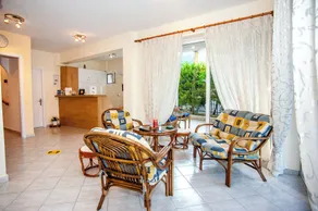 Captain Georgio Apartments - Reception