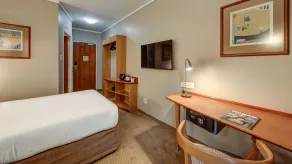 StayEasy Pretoria - Habitación