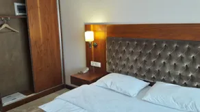 Montana Hotel - Room